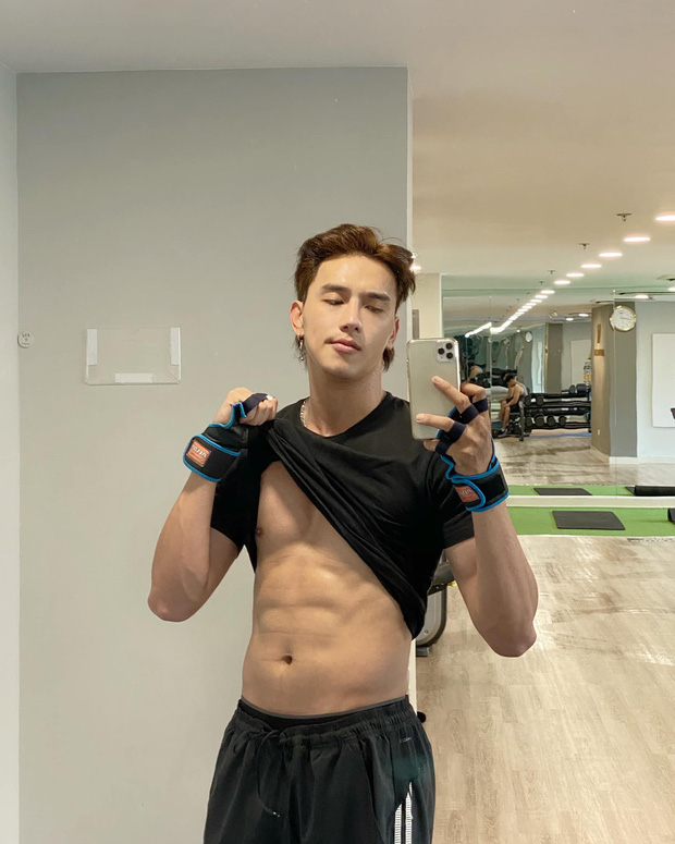 Màn lột xác gây sốc nhất Vbiz: Mỹ nam gầy như “ma đói