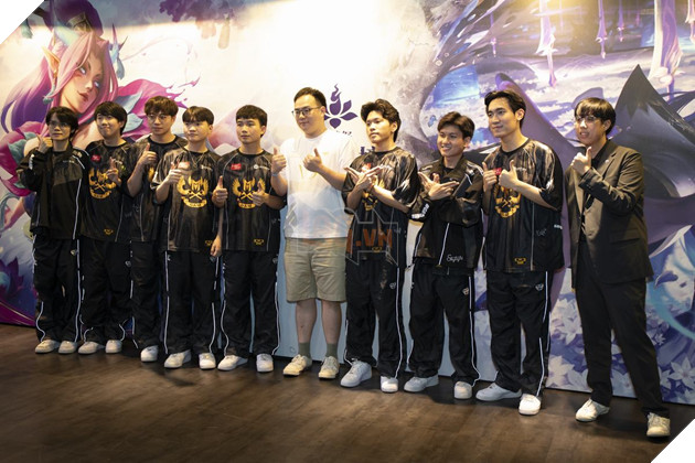 Sau thắng lợi, GAM tổ chức Fan Meeting ngay tại Nhà thi đấu