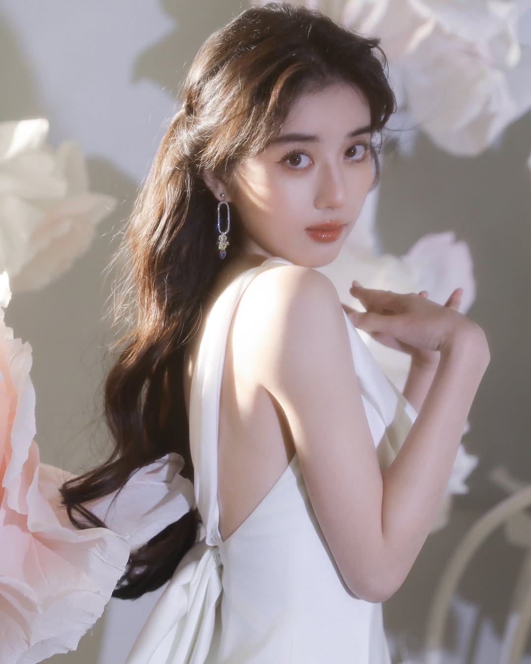 Cú twist không ngờ trong vụ nữ diễn viên gen Z nghi bại lộ file ghi âm nói xấu rúng động showbiz- Ảnh 3. Cú twist không ngờ trong vụ nữ diễn viên gen Z nghi bại lộ file ghi âm nói xấu rúng động showbiz- Ảnh 3.