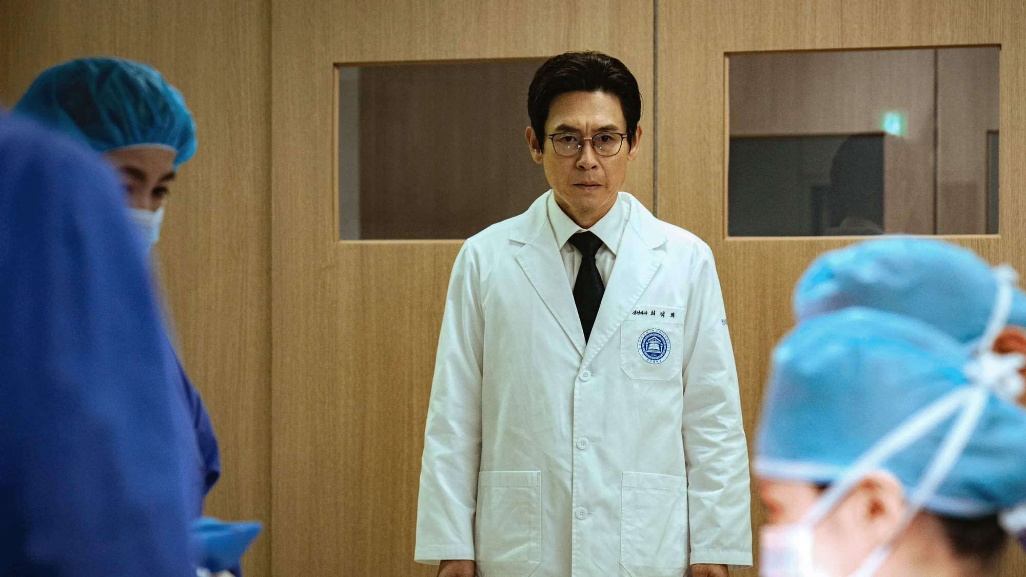 5 phim y khoa Hàn hay tuyệt đỉnh: Số 1 gây sốt toàn cầu, bom tấn của Park Shin Hye bao năm vẫn xuất sắc- Ảnh 4.
