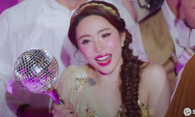 Quỳnh Nga giành quán quân Bước nhảy hoàn vũ- Ảnh 2. Quỳnh Nga giành quán quân Bước nhảy hoàn vũ- Ảnh 2.