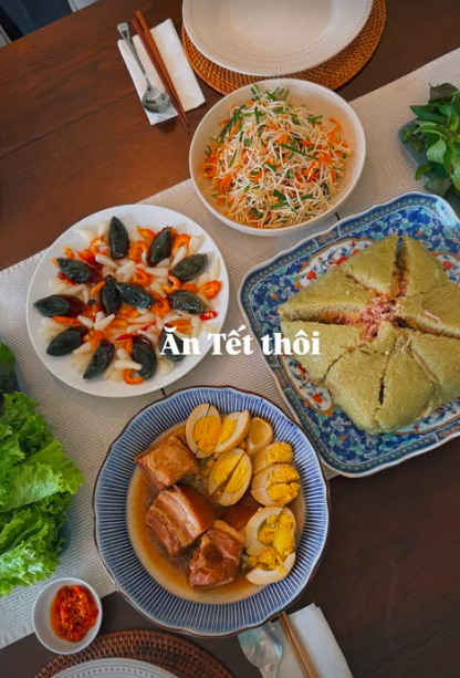 Tăng Thanh Hà trang hoàng biệt thự với hoa lay ơn vàng, mâm cơm ngày Tết nhà hào môn cũng toàn đồ truyền thống- Ảnh 1. Tăng Thanh Hà trang hoàng biệt thự với hoa lay ơn vàng, mâm cơm ngày Tết nhà hào môn cũng toàn đồ truyền thống- Ảnh 1.