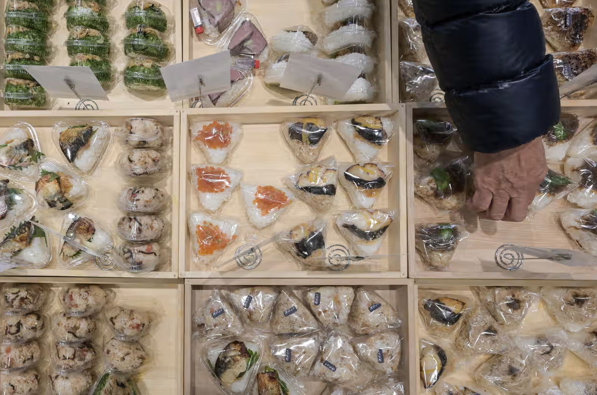 Nền kinh tế số 2 châu Á chật vật vì 230.000 tấn ‘hạt vàng’ biến mất, người dân Nền kinh tế số 2 châu Á chật vật vì 230.000 tấn ‘hạt vàng’ biến mất, người dân