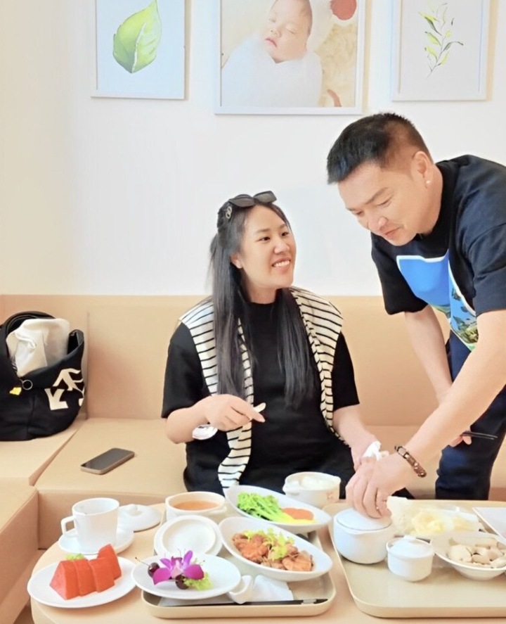 Sao nam Vbiz kết hôn lần 2 nhưng vẫn bị nghi ngờ giới tính, vợ mới