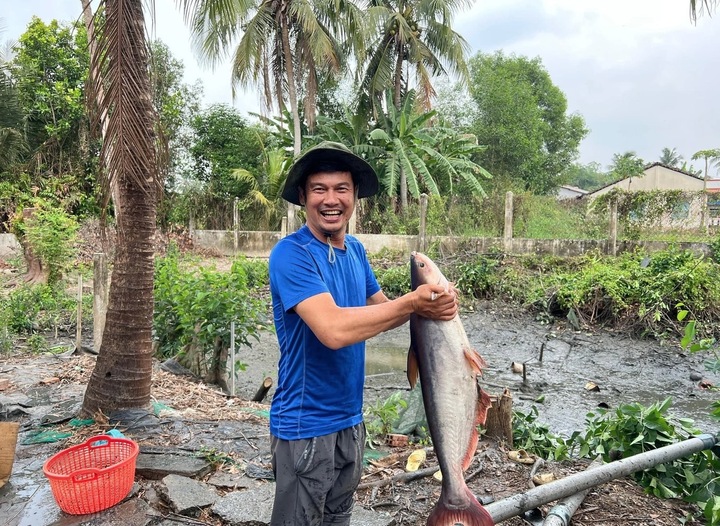 Nam diễn viên cưới vợ là fan cứng 20 năm, sắp đón con đầu lòng ở tuổi 52- Ảnh 6.