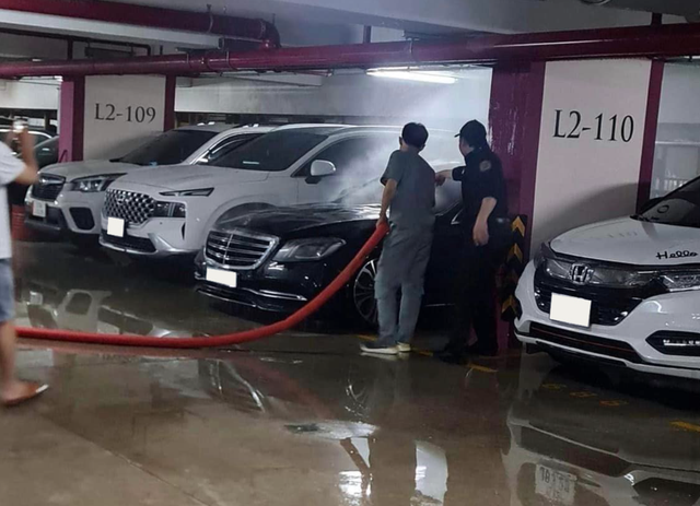 Vụ ô tô 5 tỷ đồng của ca sĩ Duy Mạnh bốc cháy, bên bán nói do chuột: Mercedes Việt Nam lên tiếng- Ảnh 1.