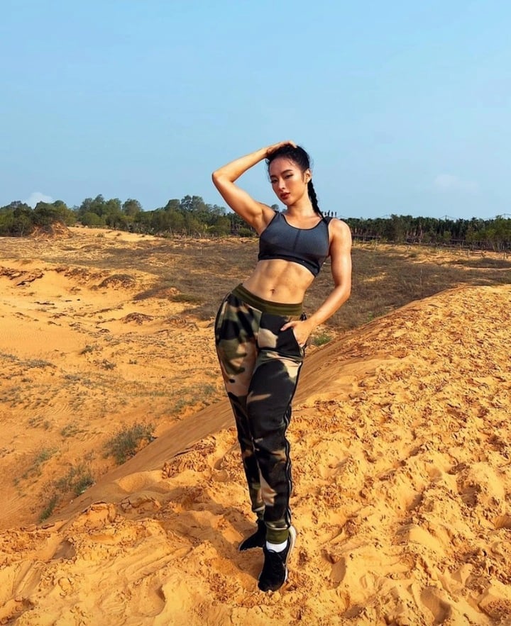 Body cuồn cuộn gây sốc của Angela Phương Trinh- Ảnh 3.