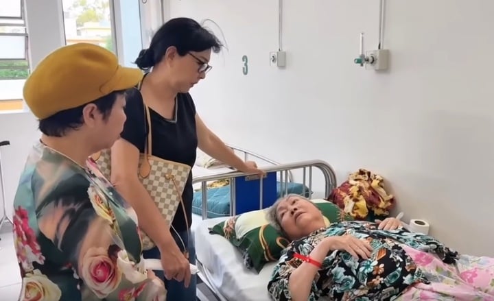 Cô đào nức tiếng một thời giờ sống cô độc, đi bán vé số kiếm cơm qua ngày- Ảnh 5.