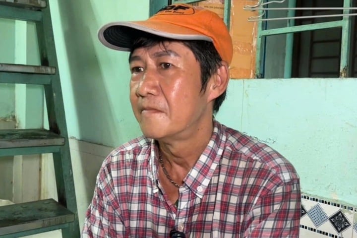 Nam ca sĩ lừng lẫy một thời giờ chạy xe ôm, sống cô độc chẳng vợ con- Ảnh 2.