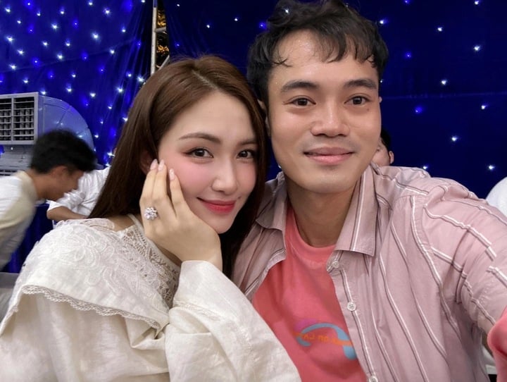 Hòa Minzy phản hồi về chuyện lên xe hoa- Ảnh 4.