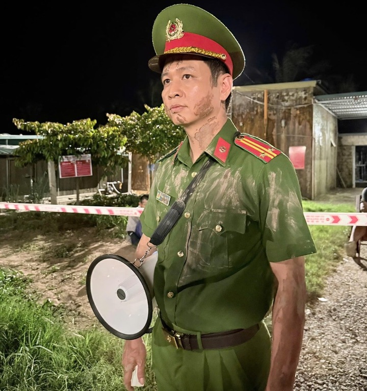 5 diễn viên quen thuộc phim giờ vàng VTV là công an ngoài đời thực- Ảnh 3.