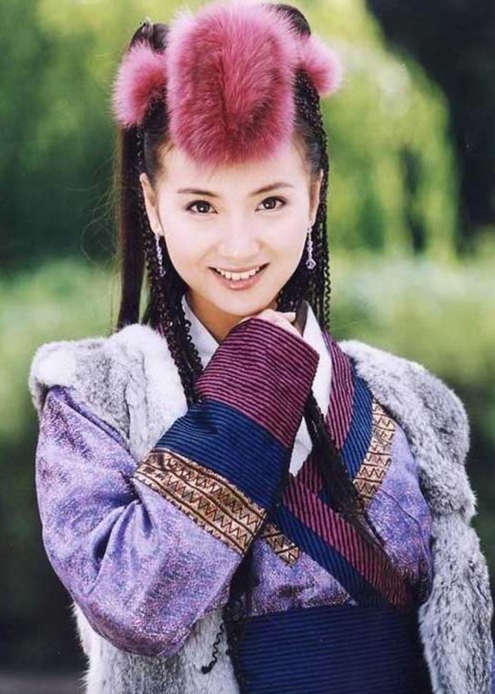 Mỹ nhân đẹp nhất Thiên Long Bát Bộ bỏ showbiz cưới đại gia, giờ làm giảng viên- Ảnh 1. Mỹ nhân đẹp nhất Thiên Long Bát Bộ bỏ showbiz cưới đại gia, giờ làm giảng viên- Ảnh 1.