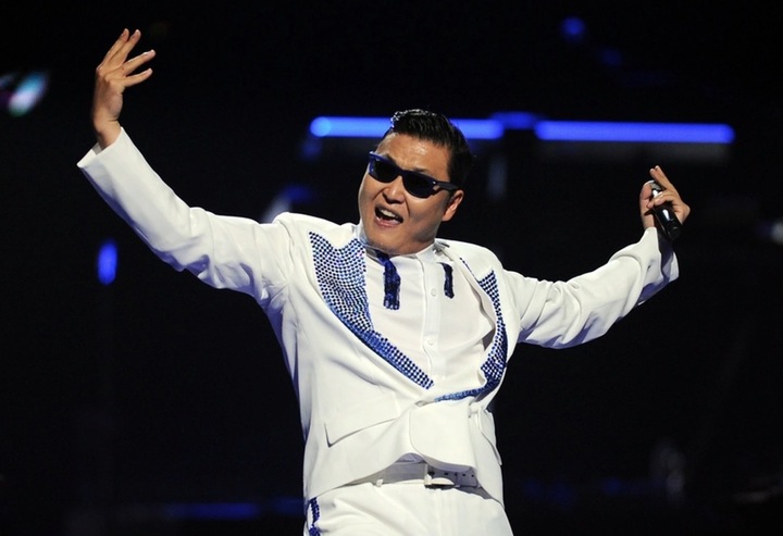 screen-shot-2025-08-28-at-15901-pm-14000086-1756369858496-1756369860628140688032 "Ông hoàng tỷ view" Psy vừa bị bắt: Đổi đời nhờ một bản hit, đời tư nhiều bê bối screen shot 2025 08 28 at 15901 pm 14000086 1756369858496 1756369860628140688032