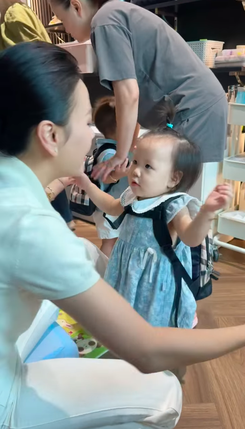 Chỉ với clip hơn 3 phút, Phương Oanh tiết lộ mối quan hệ đặc biệt với mẹ chồng- Ảnh 1.