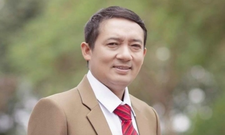 Danh hài từng đi gánh gạch, giờ cát xê trăm triệu/ngày nhờ