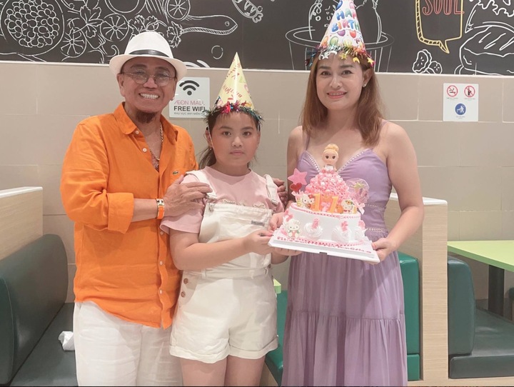 Danh hài ăn chơi khét tiếng từng mua xe giá 3 lô đất, giờ bán cà phê cùng vợ trẻ- Ảnh 3.