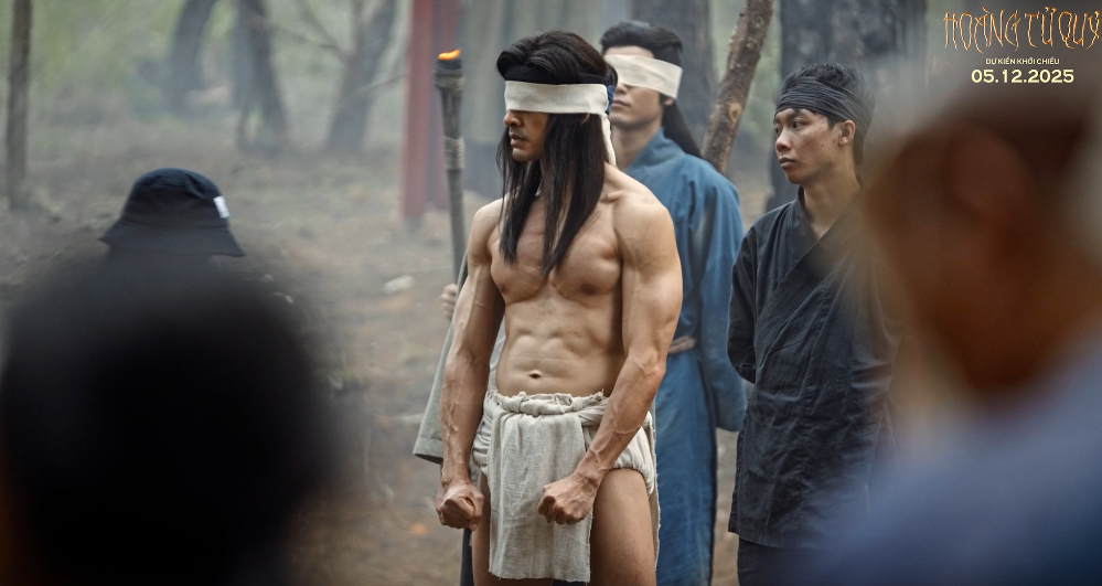 Mỹ nam cổ trang Việt đẹp đến độ bạn diễn ngắm sáng cả mắt: Body 1000 điểm không góc chết, chê gì cũng được trừ visual- Ảnh 1.