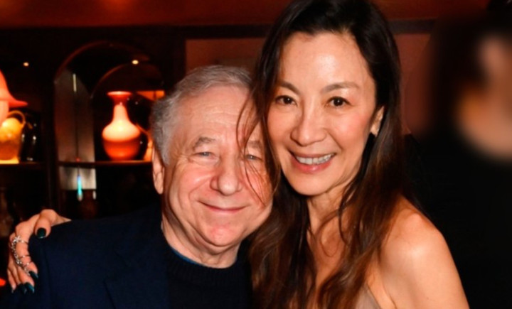 Hoa hậu nhận bằng tiến sĩ ở tuổi 60: Từng giành Oscar, viên mãn bên chồng tỷ phú- Ảnh 4. Hoa hậu nhận bằng tiến sĩ ở tuổi 60: Từng giành Oscar, viên mãn bên chồng tỷ phú- Ảnh 4.