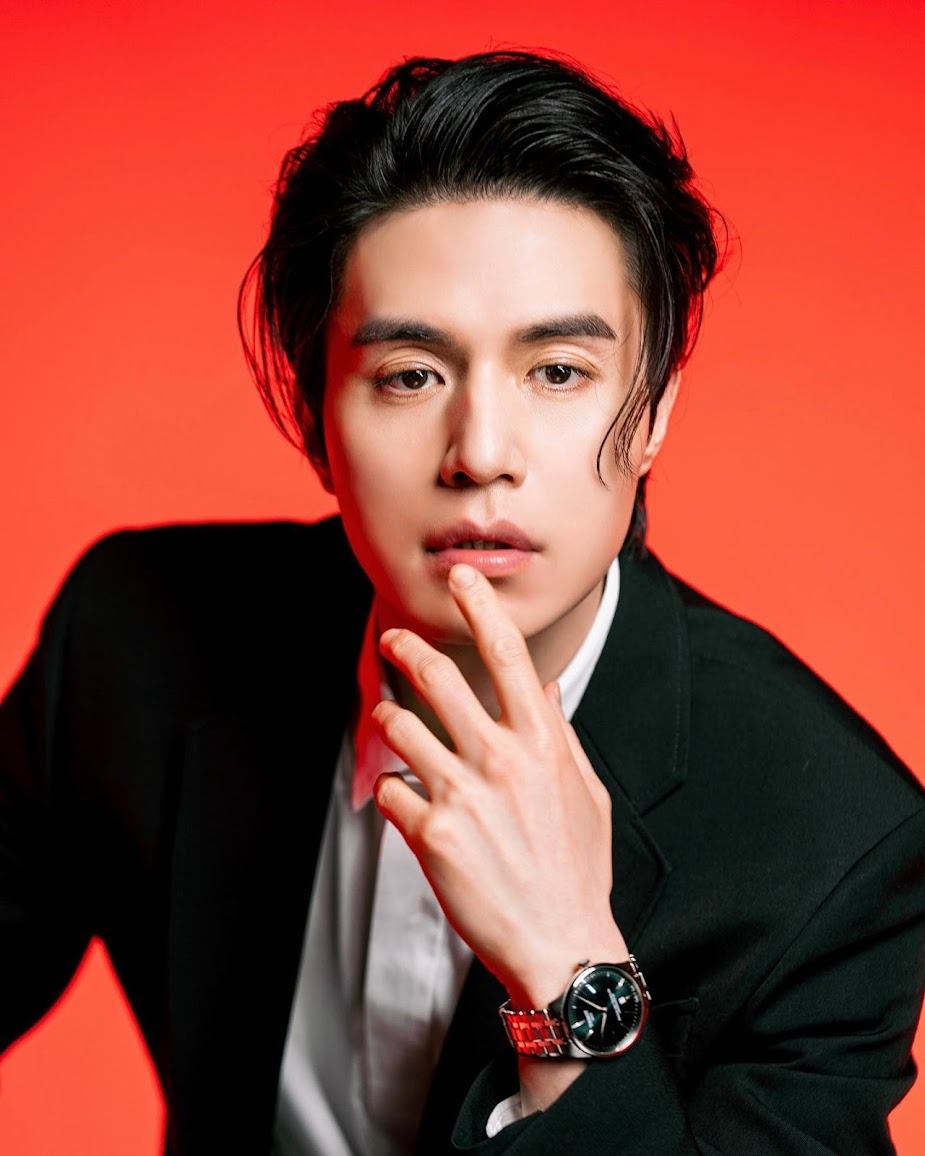 Lee Dong Wook không yêu thêm 1 ai sau 7 năm chia tay Suzy, còn vấn vương