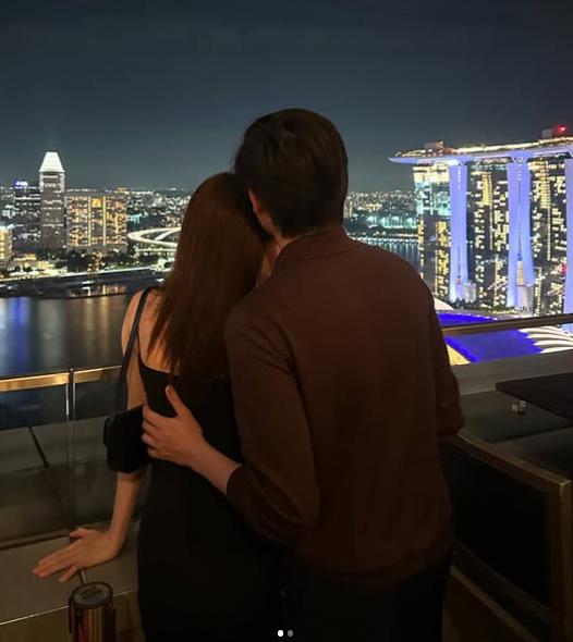 Hậu chia tay bạn gái hot girl, cựu tuyển thủ nổi tiếng bất ngờ đăng clip thân mật- Ảnh 3. Hậu chia tay bạn gái hot girl, cựu tuyển thủ nổi tiếng bất ngờ đăng clip thân mật- Ảnh 3.