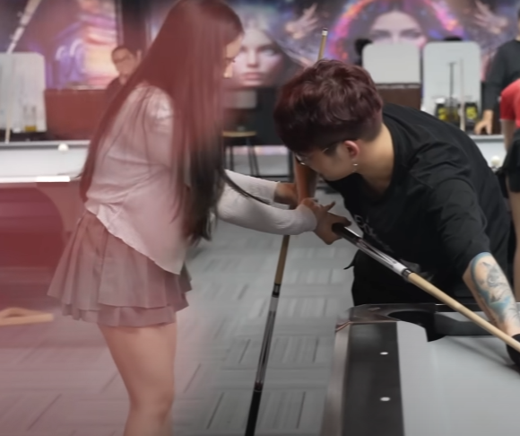 "Hot" nhất hôm nay: Lùm xùm gái xinh Liên Quân bị chỉ trích vì diện đồ gợi cảm, còn khẳng định mặc vì "sếp" muốn screenshot 2025 01 21 092425 1737444661180315841663