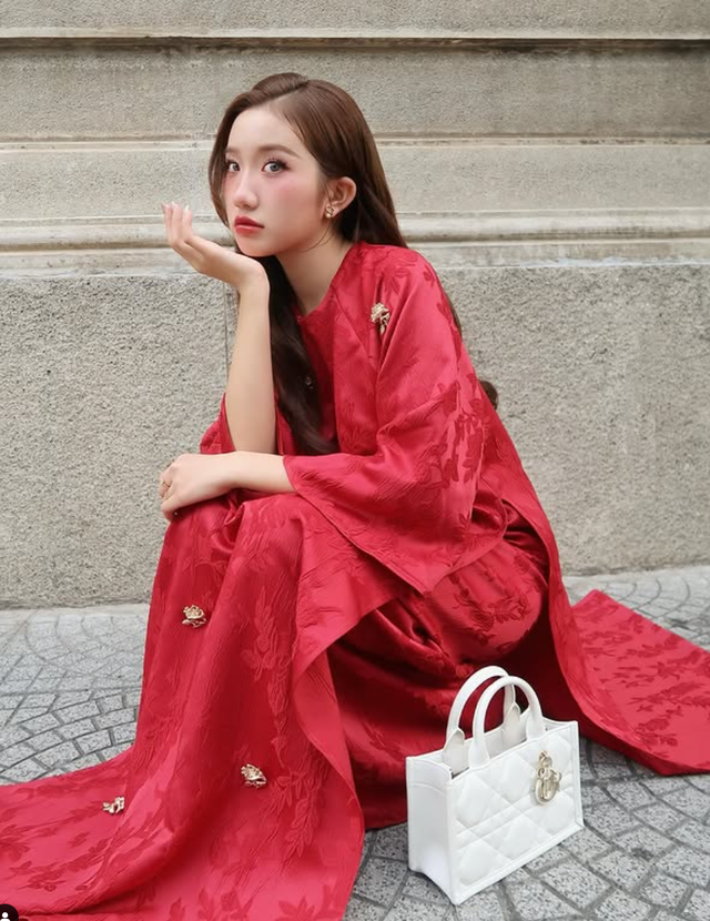 Không còn khóc muốn làm trẻ con, Huyền 2k4 chứng minh mình đã