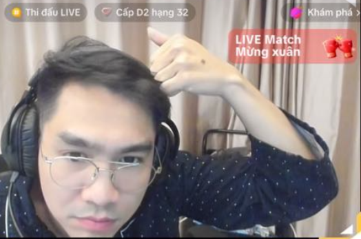 Fan bất ngờ nhắc tên một cô gái đặc biệt, PewPew phản ứng mượt như