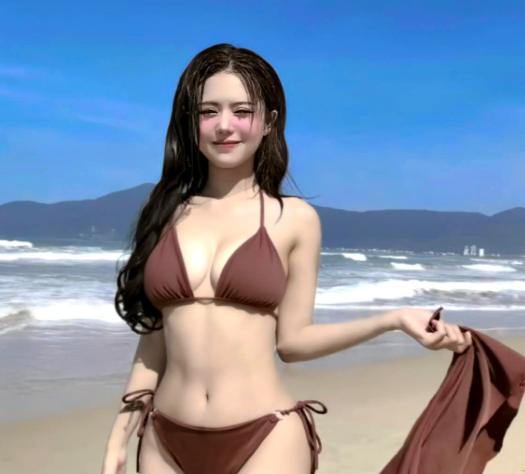 Diện bikini, khoe góc nghiêng