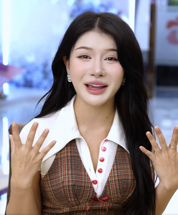 Xuân Ca chăm khoe vóc dáng, quyết định chia sẻ chuyện