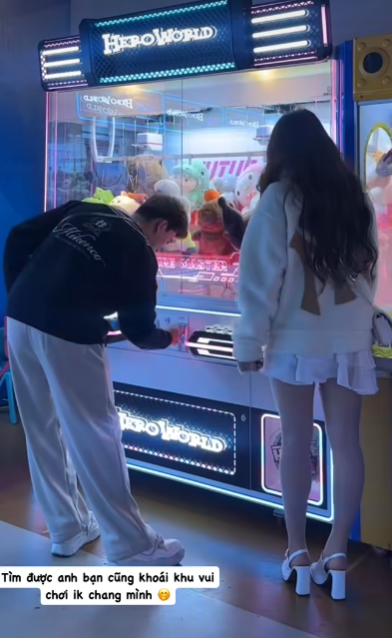 Hậu tin đồn yêu đại gia, Lyly Sury công khai luôn tình mới- Ảnh 6. Hậu tin đồn yêu đại gia, Lyly Sury công khai luôn tình mới- Ảnh 6.