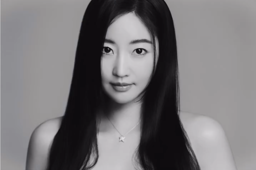 Mỹ nhân Khu Vườn Bí Mật tung bộ ảnh xinh hút hồn, nhưng sự thật đằng sau mới gây sốc!- Ảnh 2. Mỹ nhân Khu Vườn Bí Mật tung bộ ảnh xinh hút hồn, nhưng sự thật đằng sau mới gây sốc!- Ảnh 2.