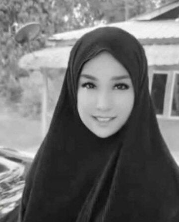 Đang ngủ thì nghe tiếng Đang ngủ thì nghe tiếng