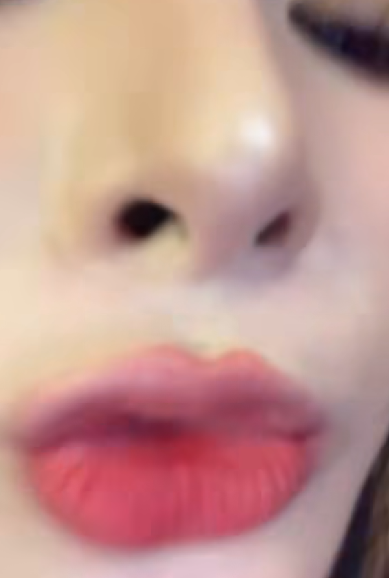 Quỳnh Alee tung video hấp dẫn,