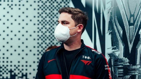 CEO T1 Joe Marsh Đứng Trước Bờ Vực 'Đào Thải' Sau Phản Ứng Của Đội Trước The Play screenshot 2025 03 28 at 11 08 05 ceo t1 doi mat nguy co bay mau sau phan ung cua doi truoc the play20250328111446jpg