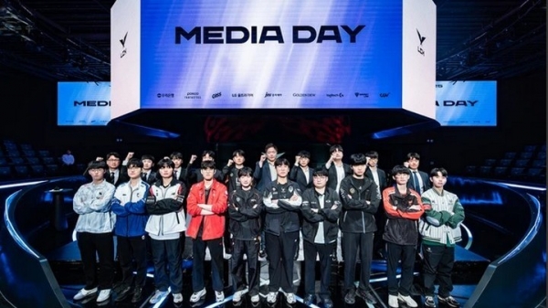 Lịch Thi Đấu Regular Season 2025: Các đội mạnh LCK gặp khó - T1 vào thế "ổn áp" nhất? 30 Lịch Thi Đấu Regular Season 2025: Các đội mạnh LCK gặp khó - T1 vào thế "ổn áp" nhất? screenshot 2025 04 01 at 06 46 53 lich thi dau regular seasons 2025 moi nhat ca t1 lan hle gap kho tuan ra quan20250401065250jpg