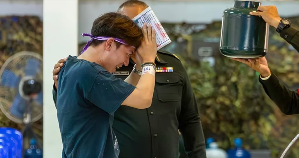 Độc lạ “xổ số” nghĩa vụ quân sự Thái Lan: Phụ nữ chuyển giới tích cực góp mặt, mong thành người nổi tiếng- Ảnh 1.