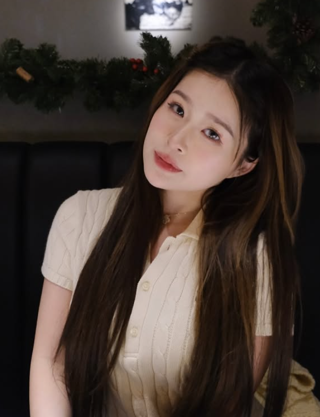 "Rich kid" Chao gia nhập đường đua bikini, gợi cảm nhìn là mê screenshot 2025 04 21 145447 17452220978631661169486 1745228683924 17452286841641308583753