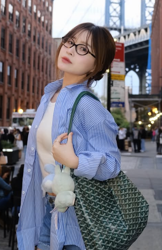 "Rich kid" Chao gia nhập đường đua bikini, gợi cảm nhìn là mê screenshot 2025 04 21 145621 1745222209698117625447 1745228692789 17452286929121899146973