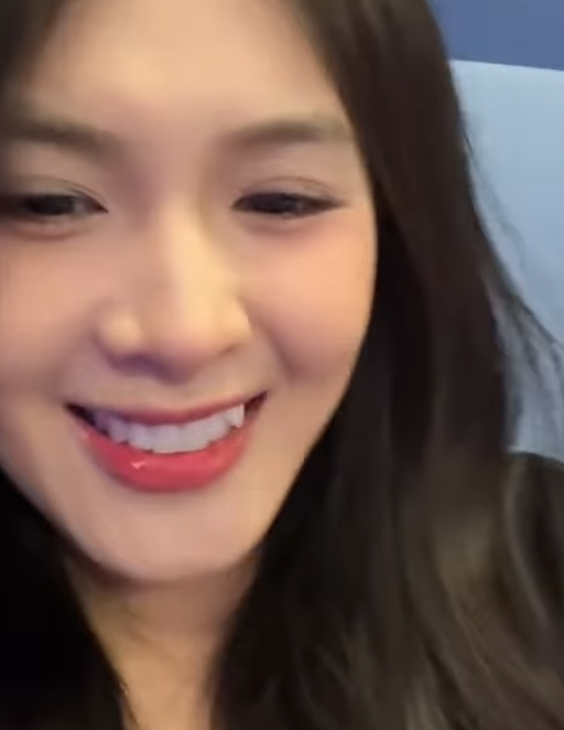 Quỳnh Alee lần đầu làm video đính chính một chuyện, có hành động để chứng minh- Ảnh 8. Quỳnh Alee lần đầu làm video đính chính một chuyện, có hành động để chứng minh- Ảnh 8.