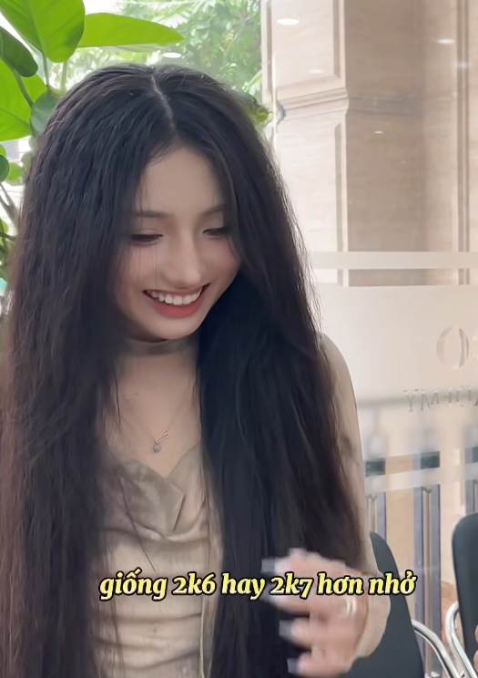 Chạm mặt hot girl bóng rổ từng gây