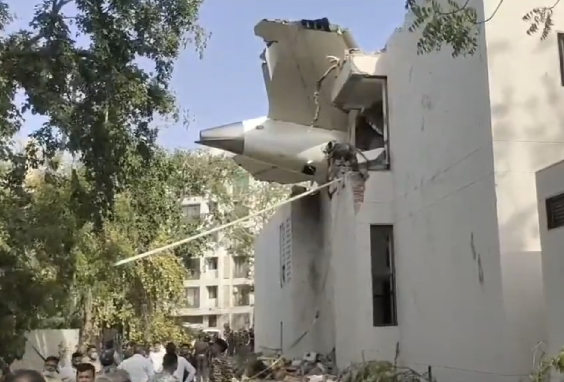 Vụ rơi máy bay Ấn Độ: Dữ liệu ghi nhận