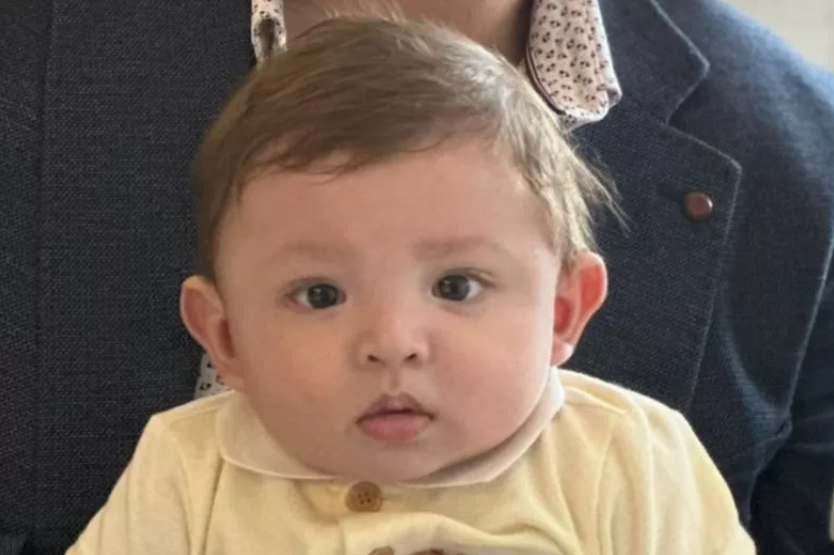 Em bé đầu tiên trên thế giới sinh ra nhờ AI hỗ trợ: Cách thức không như nhiều người nghĩ- Ảnh 2. Em bé đầu tiên trên thế giới sinh ra nhờ AI hỗ trợ: Cách thức không như nhiều người nghĩ- Ảnh 2.