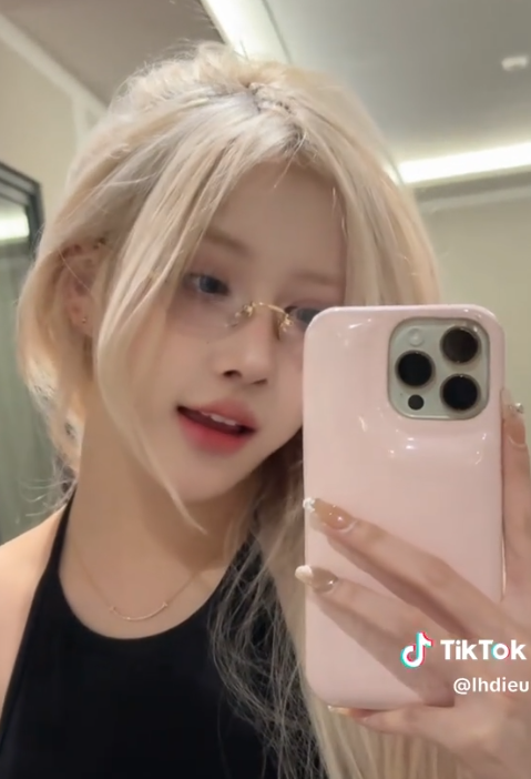 Nhan sắc quá xinh đẹp, hot girl Nhan sắc quá xinh đẹp, hot girl