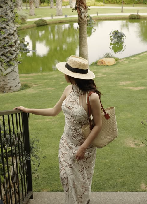 Từng xuất hiện trên show hẹn hò của Độ Mixi, khiến kênh chat FA