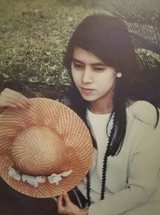 "Nữ hoàng thượng lưu" thị phi nhất nhì showbiz: Kết hôn lúc 19 tuổi vì bị cưỡng ép, trải qua 5 cuộc hôn nhân cuối cùng kết thúc trong cay đắng screenshot 2025 07 30 152557 17538645474531472127685 1754011558504 17540115589011130004726