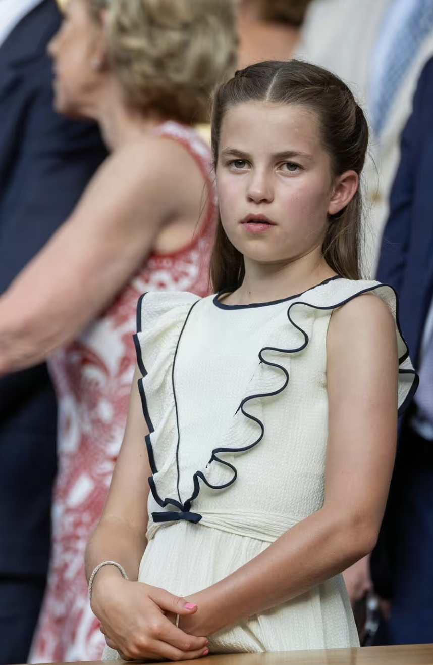 Choáng ngợp với gia tài Công chúa Charlotte sẽ thừa kế- Ảnh 1.