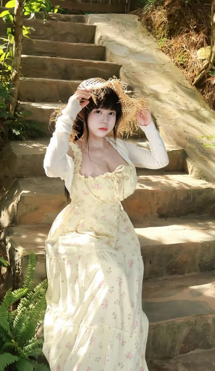 Cosplay Bạch Tuyết, hot girl Instagram gây Cosplay Bạch Tuyết, hot girl Instagram gây