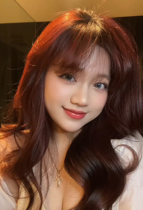 Khó lòng làm ngơ trước đoạn video 15 giây của Bảo Hân Helia, nhan sắc và thần thái không thể rời mắt!- Ảnh 2. Khó lòng làm ngơ trước đoạn video 15 giây của Bảo Hân Helia, nhan sắc và thần thái không thể rời mắt!- Ảnh 2.