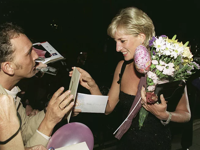 Mùa hè cuối cùng của Công nương Diana diễn ra như thế nào?- Ảnh 5. Mùa hè cuối cùng của Công nương Diana diễn ra như thế nào?- Ảnh 5.