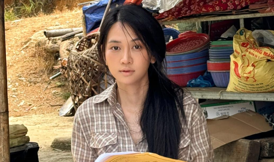 Hiếm lắm mới có mỹ nhân Việt để mặt mộc đẹp không lối thoát, bảo sao 10 triệu fan say như điếu đổ- Ảnh 4.